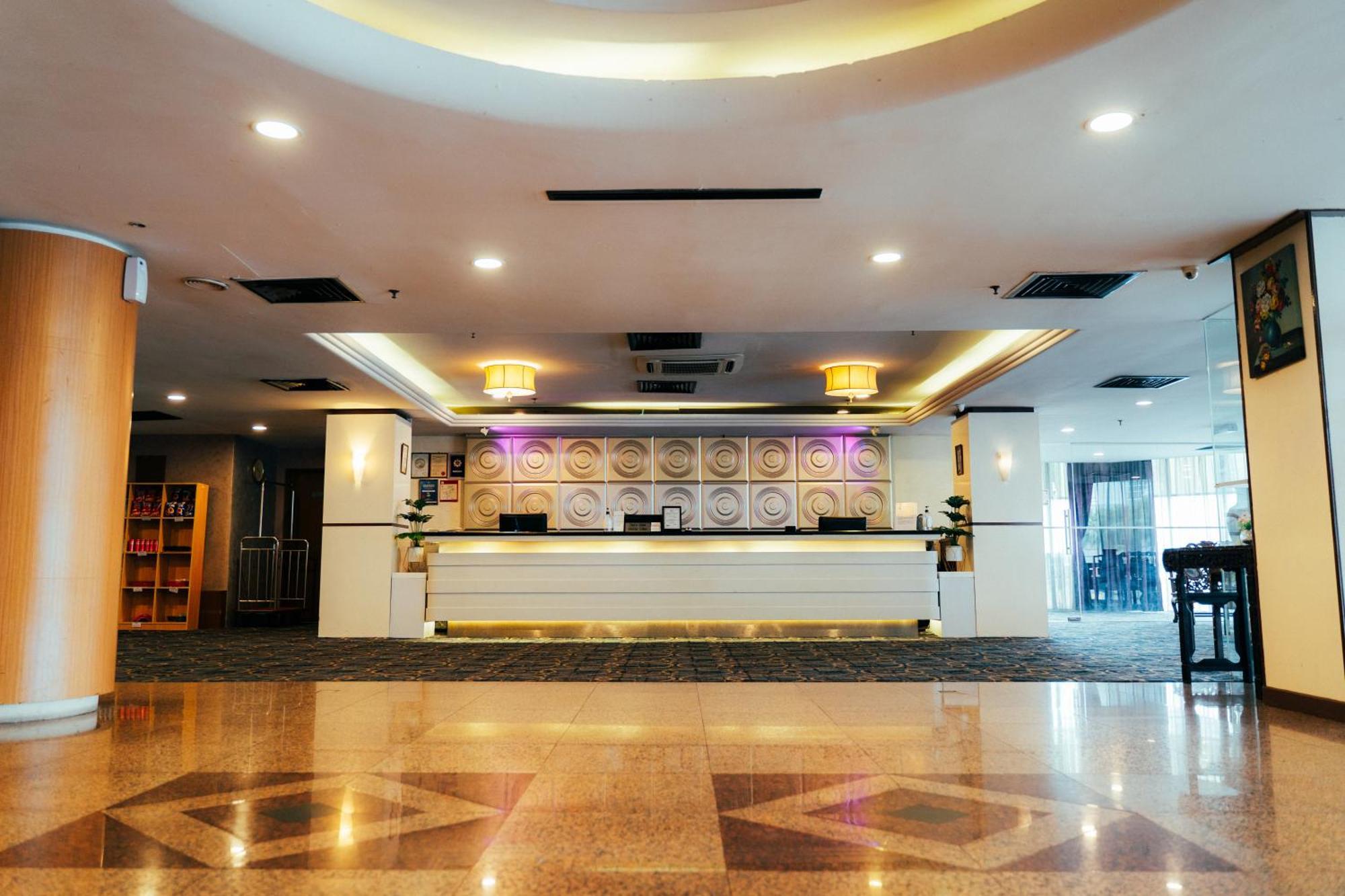 Hotel Sentral Riverview Melaka Buitenkant foto