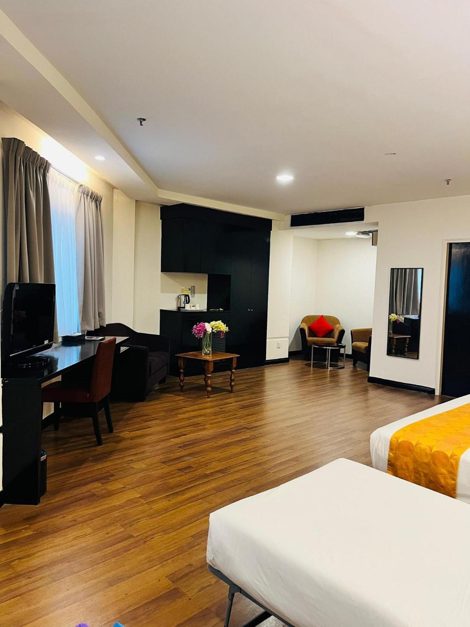 Hotel Sentral Riverview Melaka Buitenkant foto